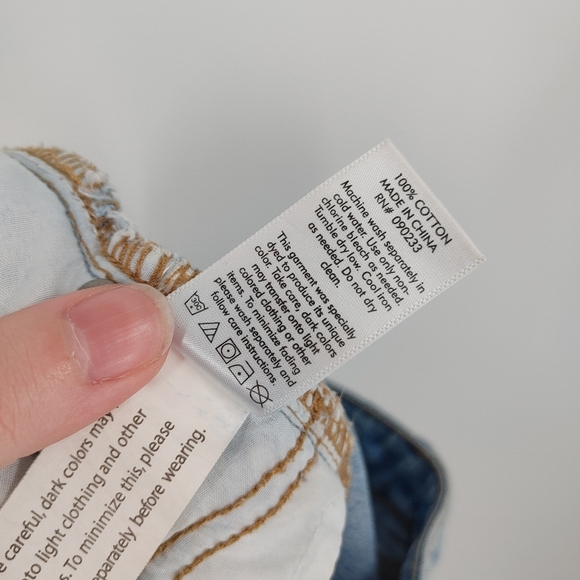 PacSun Denim Mom Shorts - Picture 4 of 4